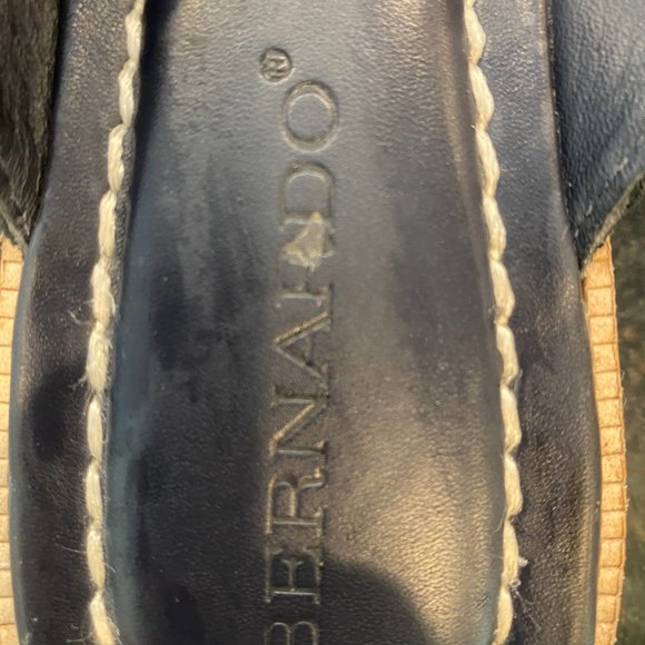 Bernardo suede slip on shoes sz.7 1/2 - Picture 6 of 10